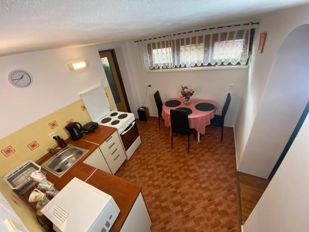 Privat Tilia Apartment Ivachnova Luaran gambar